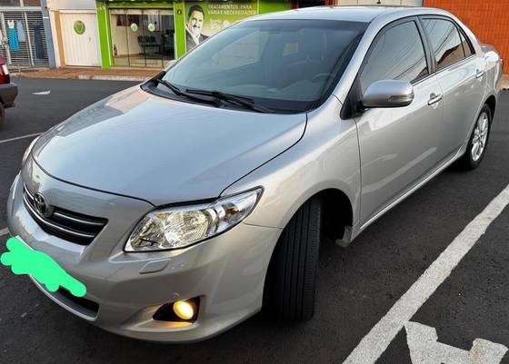 TOYOTA COROLLA 2.0 ALTIS 16V FLEX 4P AUTOMÁTICO